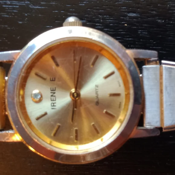 SOLD!! Vintage 18K Gold Plated Speidel Women's Watch w Diamond Accent! - Picture 8 of 9